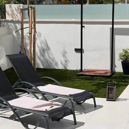 Latitude 44 Apartman Zára