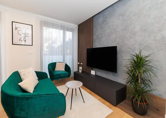 Latitude 44 公寓 扎达尔