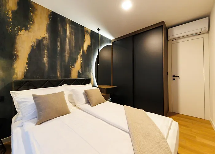 公寓 Latitude 44 扎达尔